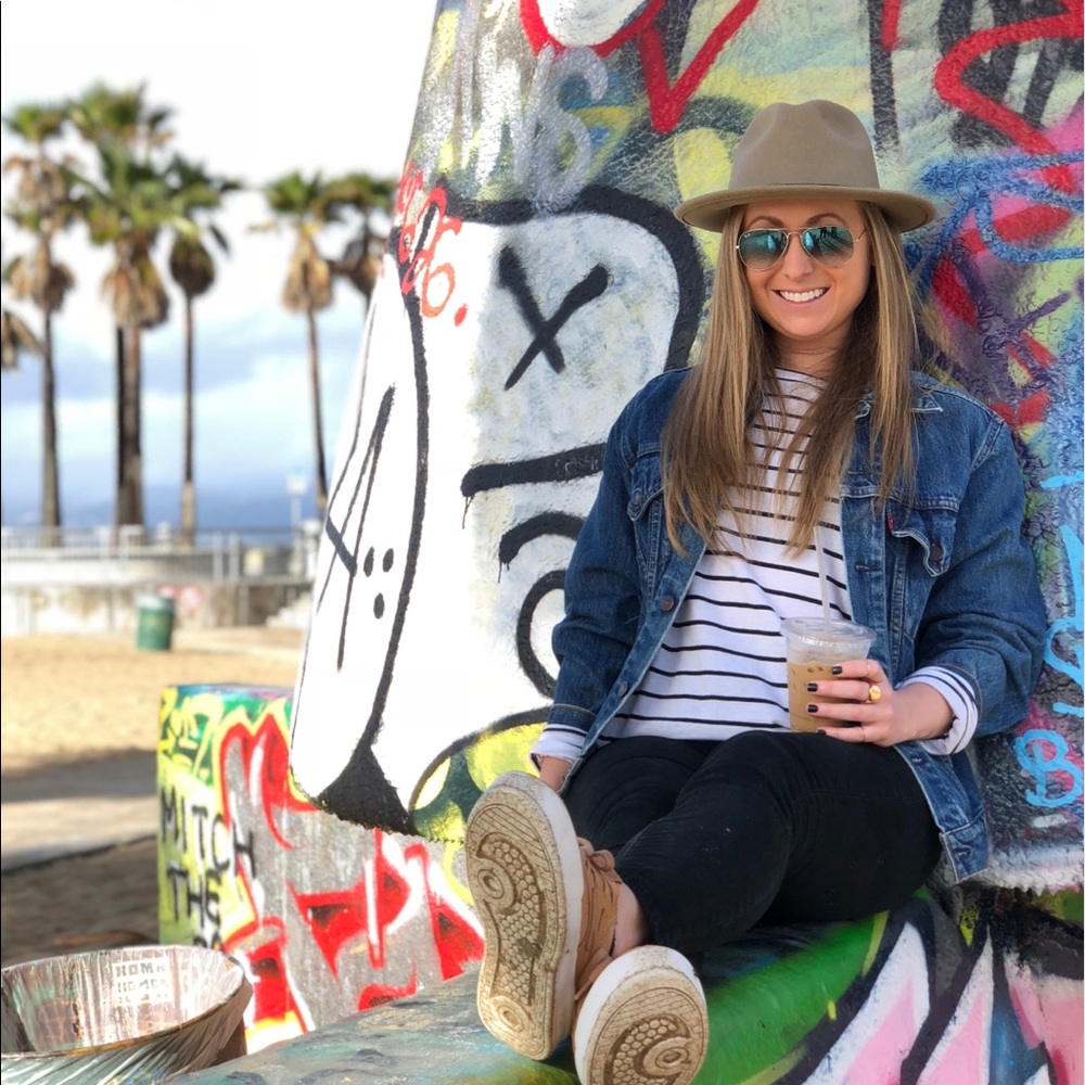 Meet your Posher, Alison